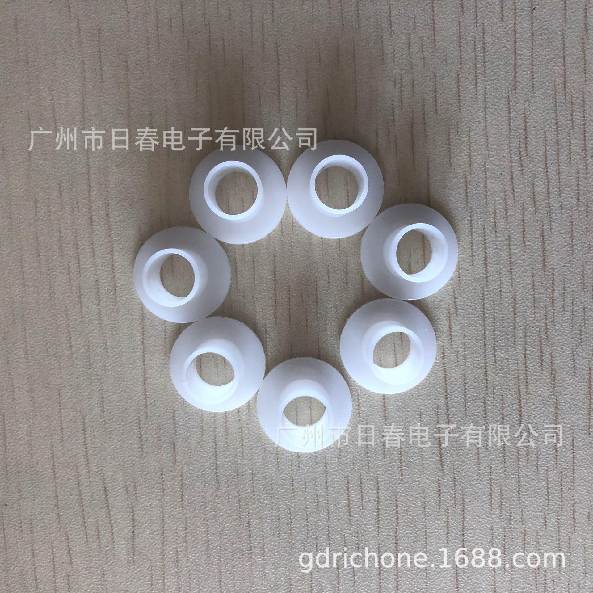 荐 供应T8-55绝缘粒 螺丝绝缘套 塑胶绝缘套 绝缘粒子 绝缘垫圈