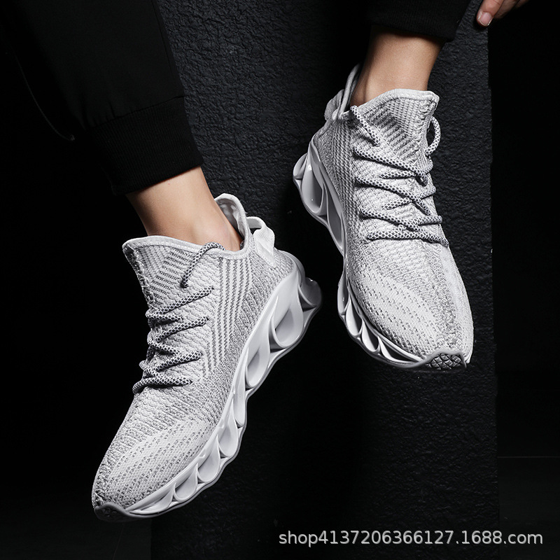 跨境男鞋批发2020新款男潮鞋飞织布面透气运动鞋镂空休闲鞋大码鞋|ru