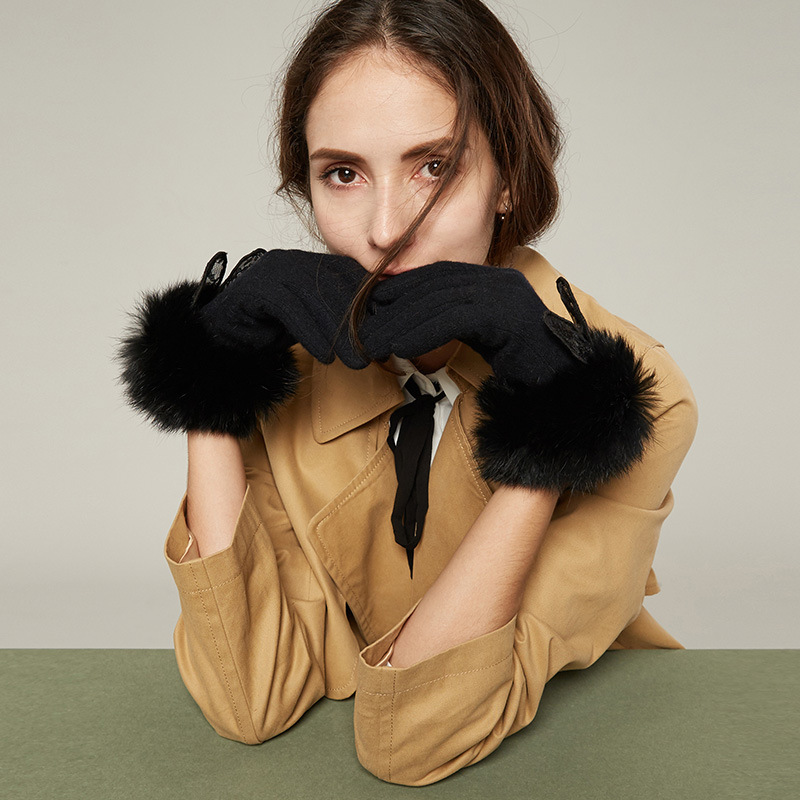 韩版秋冬季女士手套保暖羊毛兔毛球开车羊绒针织加绒包邮触屏手套