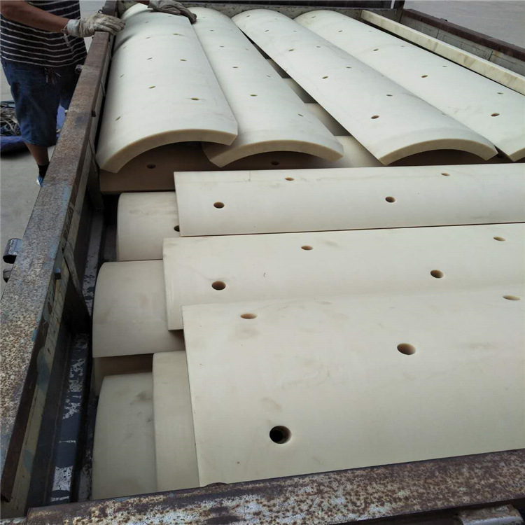 我厂专业生产厂价直销、卷取机尼龙扇形板、尼龙胀径板、扩径瓦