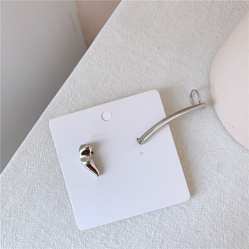 Individuality Asymmetric Cold Wind Shaped Integrated Ear Clip display picture 2