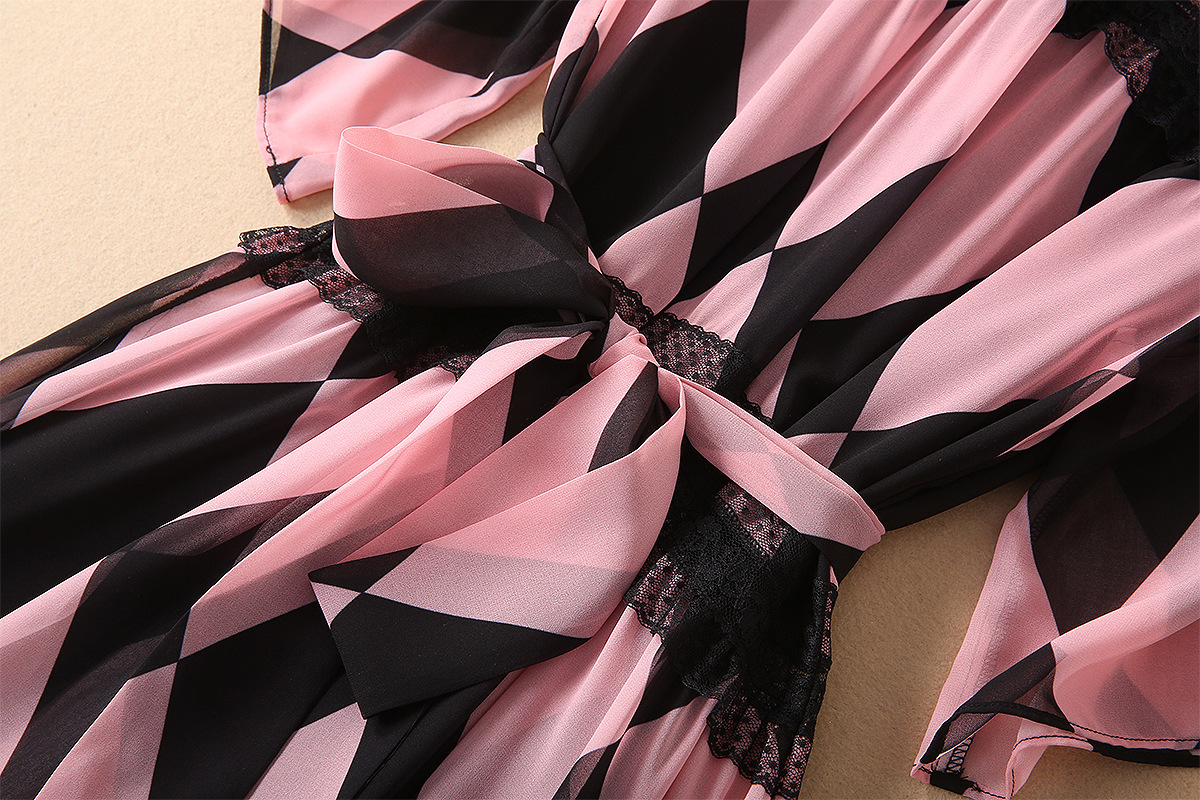 0124-06 棱形图案拼接蕾丝连衣裙配腰带m码胸围106腰