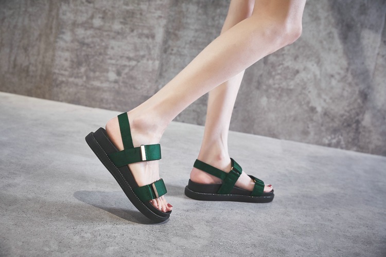 Chaussures été pour femme en Polyuréthane - Ref 3347038 Image 9