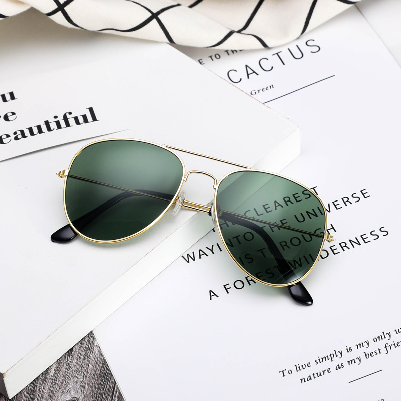 3027 金框墨绿片