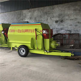 一日三餐混料搅拌机 搅拌喂料合体机图片 预混料碎秸秆搅拌机