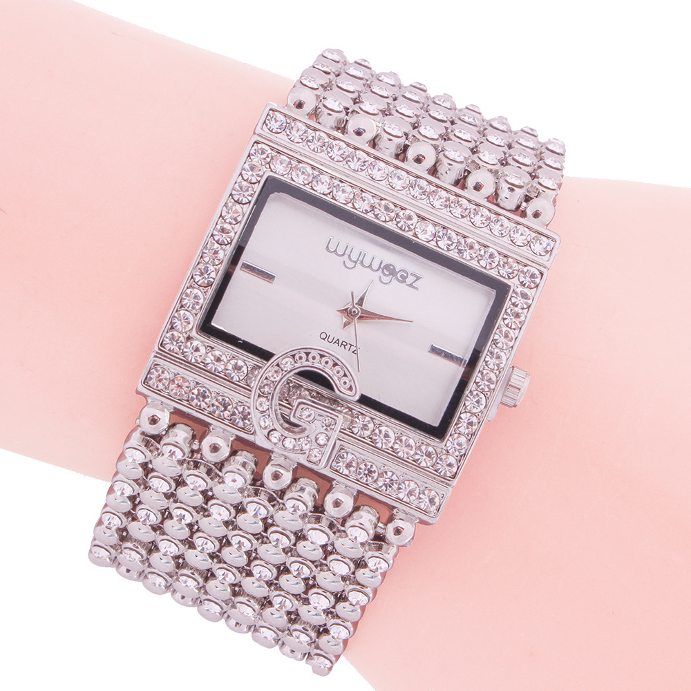 Wholesale Fashion Watch Steel Band Diamond Hot Watch Female Wrist Watch display picture 17