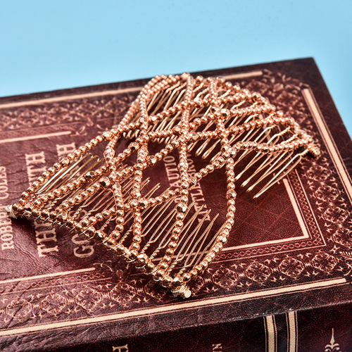 European and American AliExpress Amazon electroplating new hair twister magic hair comb headdress braided beaded comb wholesale