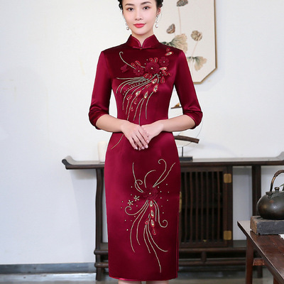 Traditional Chinese Dress Qipao Dresses for Women Embroidery Wedding cheongsam wedding Qipao skirt dress long sleeve 