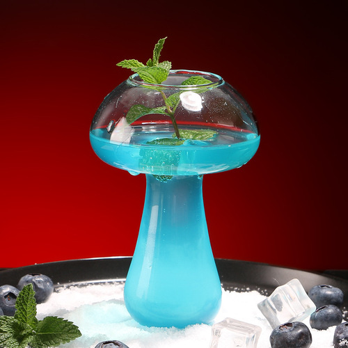 New Internet celebrity mushroom cup cocktail cup, creative molecular gastronomic bar special wine cup, personalized glass cup