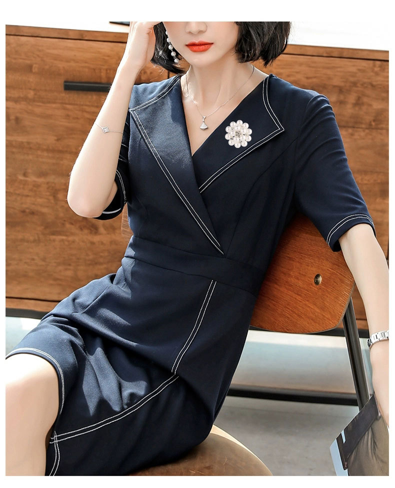 36g Weight Brooches Classification Holiday, Daily Occasion Alloy Material Flower Pattern Women's Gender Plating Design Elegant Style Elegant Pin Flower Alloy Plating Women's Brooches 10