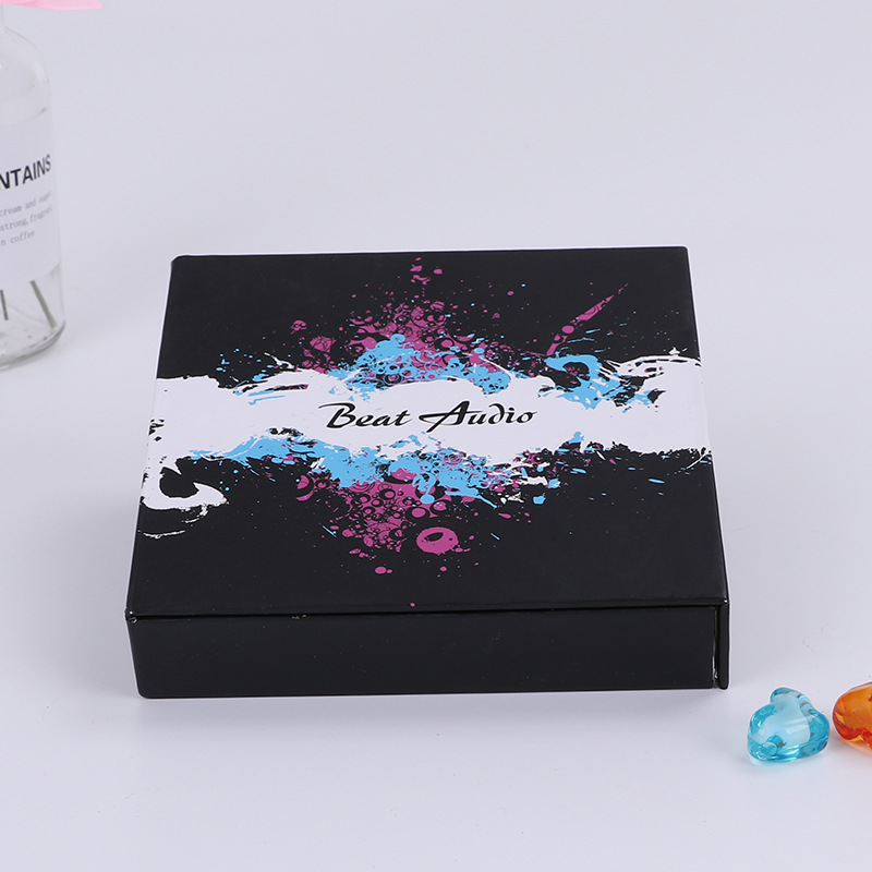 新款纸盒翻盖式礼盒硬纸板礼品盒磁铁扣礼盒