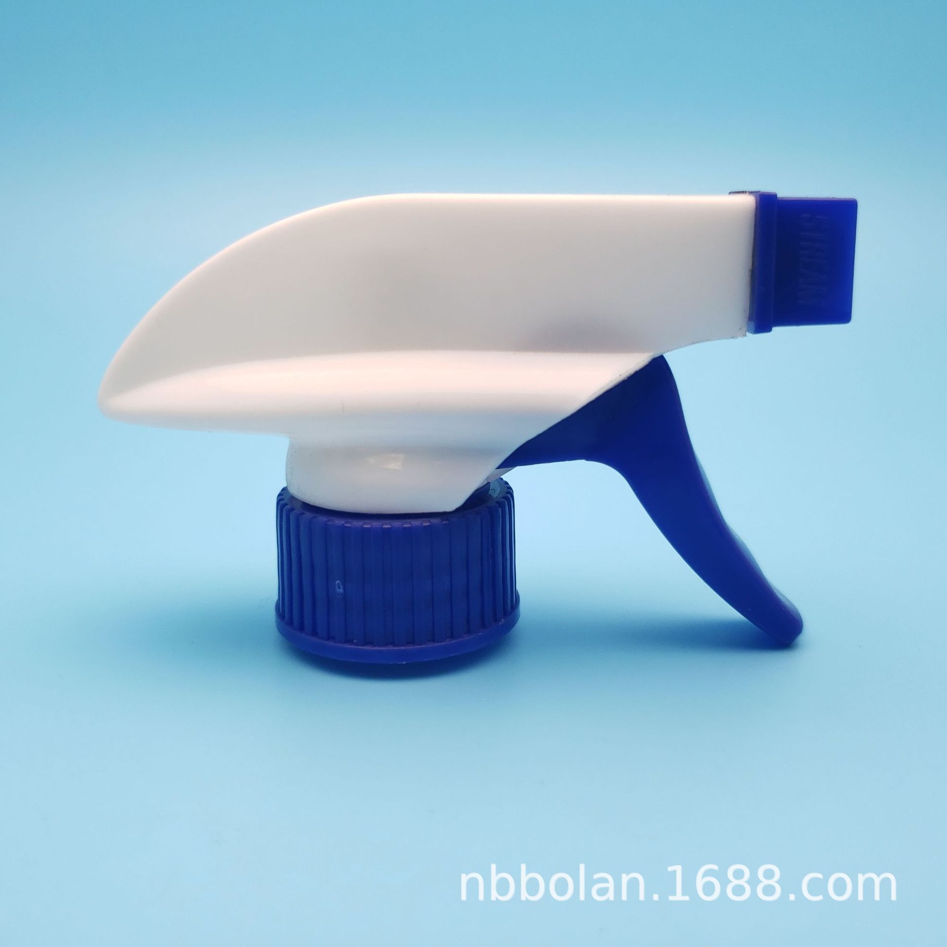 厂家直销供应塑料喷雾器 手扣式喷雾头喷头