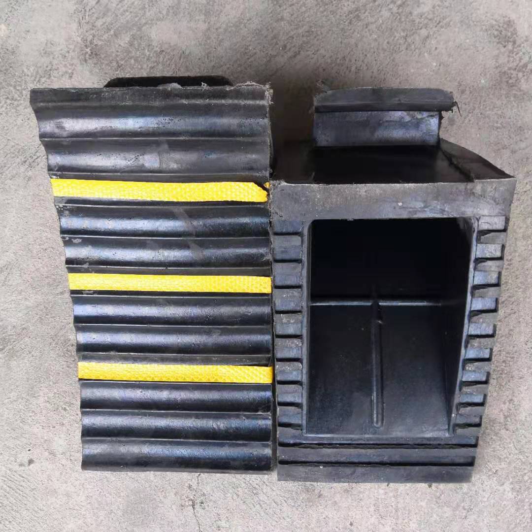 便携式车轮斜坡垫三角木橡胶止滑器挡车器车轮止退器轮胎定位