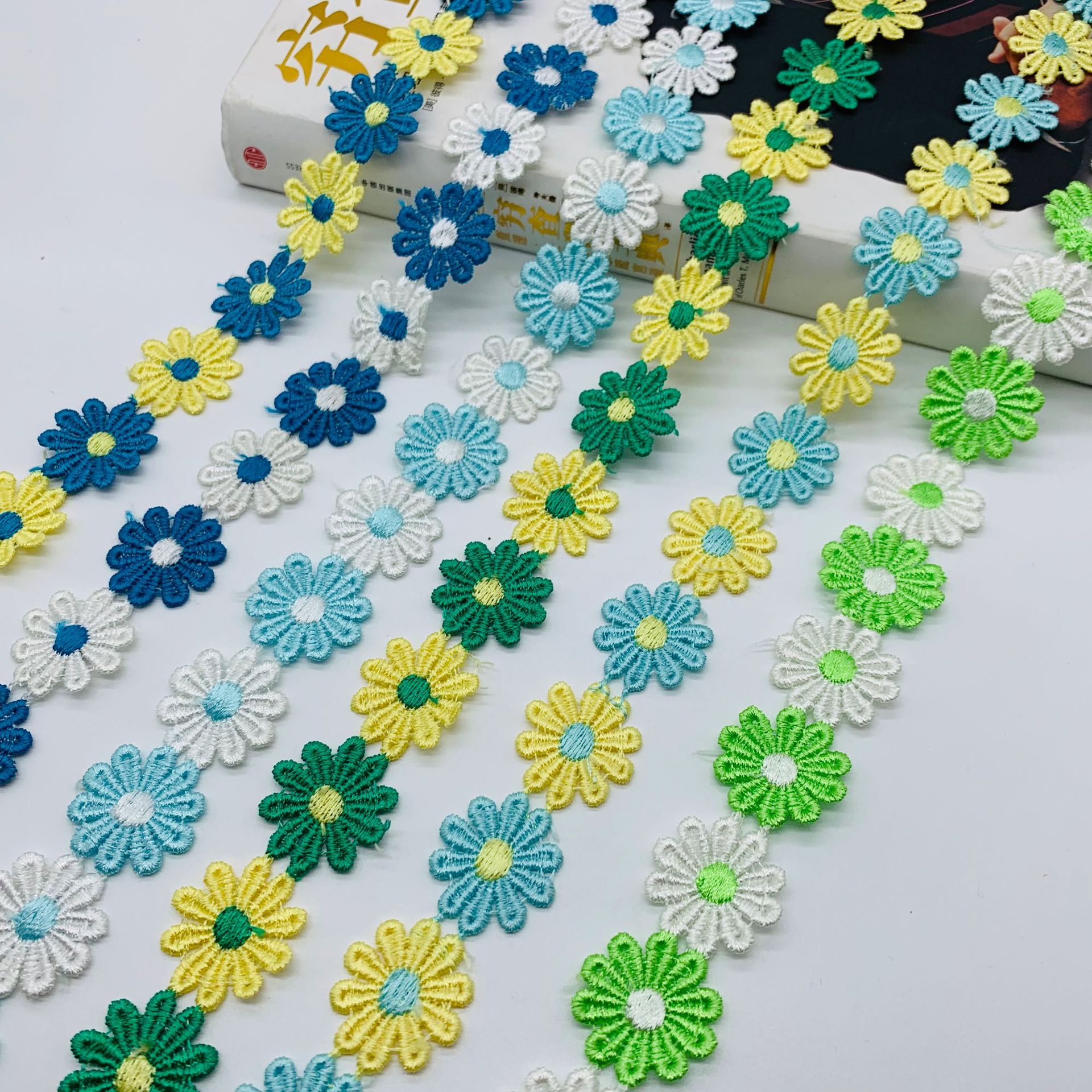 现货10瓣双色小雏菊水溶刺绣花边 2.5CM太阳花朵DIY服装辅料布贴|ms