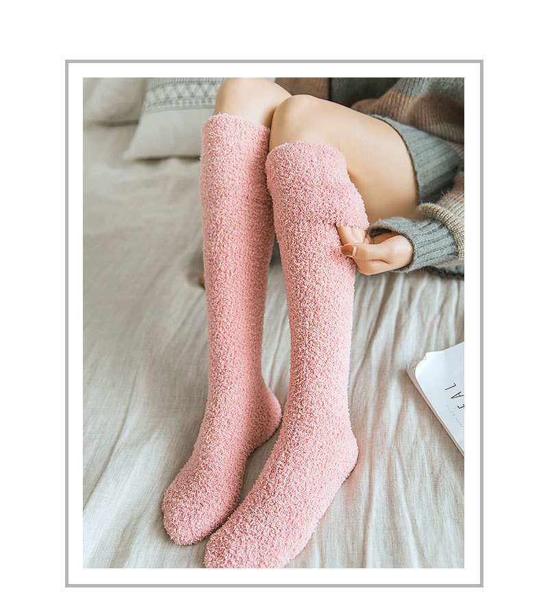 Female leisure figure color tall tube socks