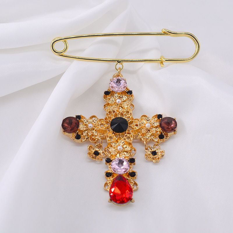 Retro Cross Bang Hollow Color Crystal Brooch display picture 6