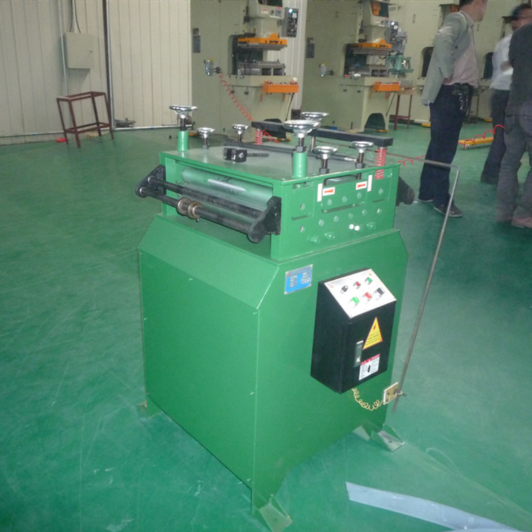 浙江薄料整平机 整平机 冲压放卷整平机 钢卷下料冲压自动整平机