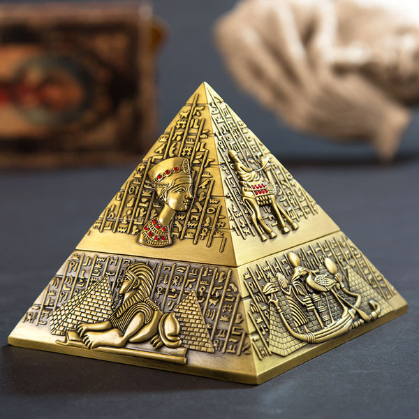 Creative pyramid