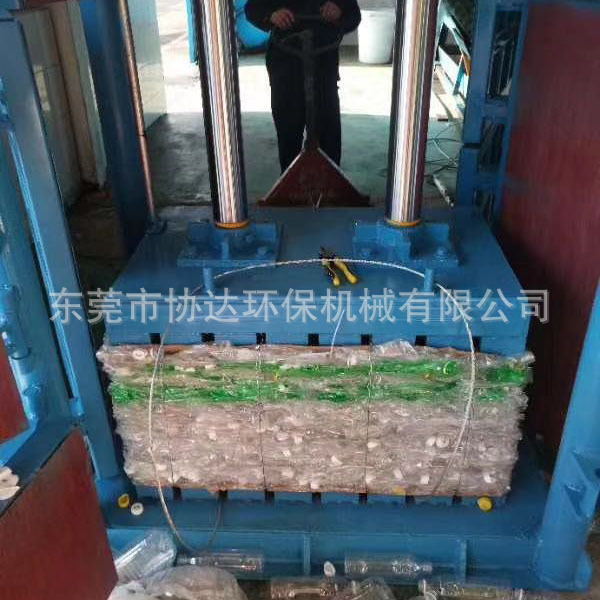 fdbbaff5307c590998d4ae8a05af89