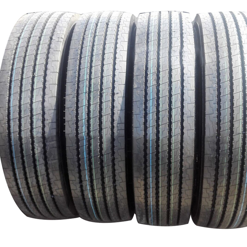 供应10R17.5 钢丝载重卡车轮胎 子午线真空胎 发货及时