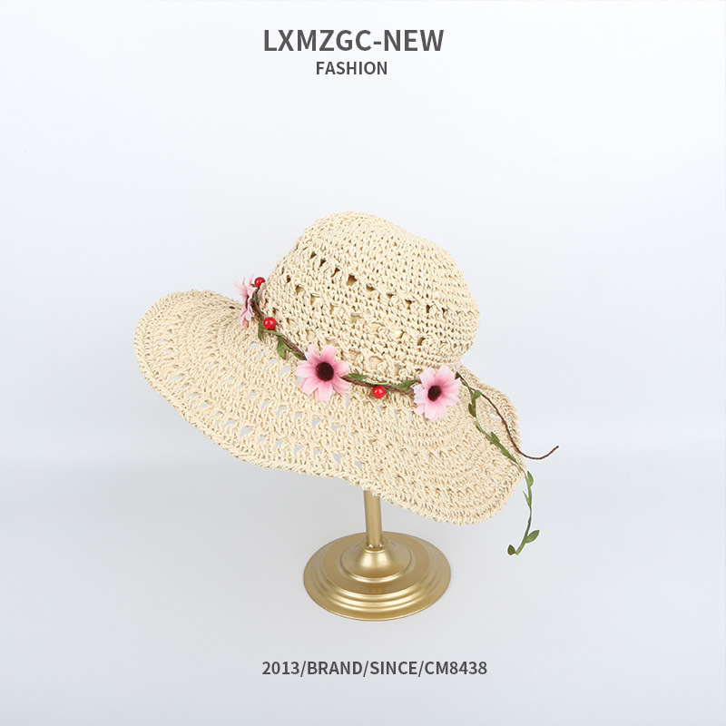 Sombrero De Paja De Ganchillo A Mano Puro Con Protector Solar De Flor Plegable De Estilo Coreano display picture 4