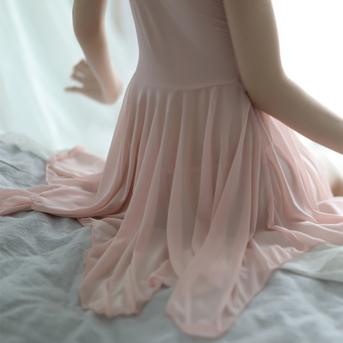Sexy ladies sexy pajamas suspender skirt lace nightgown transparent push-up small breast underwear sexy two-piece set 6242