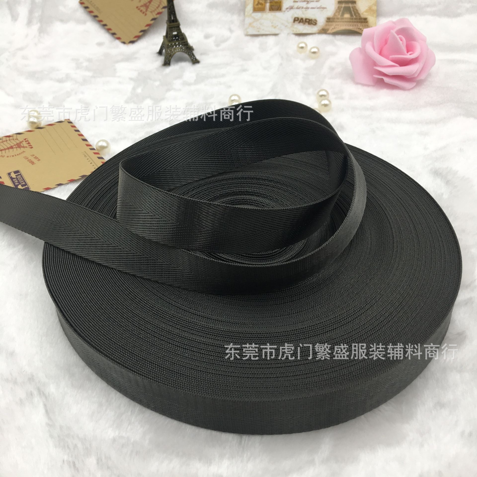 Dark Gray * 2cm herringbone thickness 1.1mm