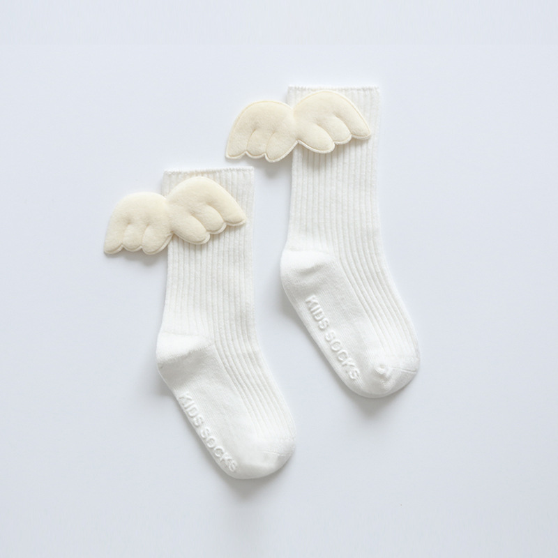 Calcetines para niños primavera y otoño estilo coreano niños y niñas a mitad de la pantorrilla Medias alas pila Calcetines bebé antideslizante piso Calcetines Niño
