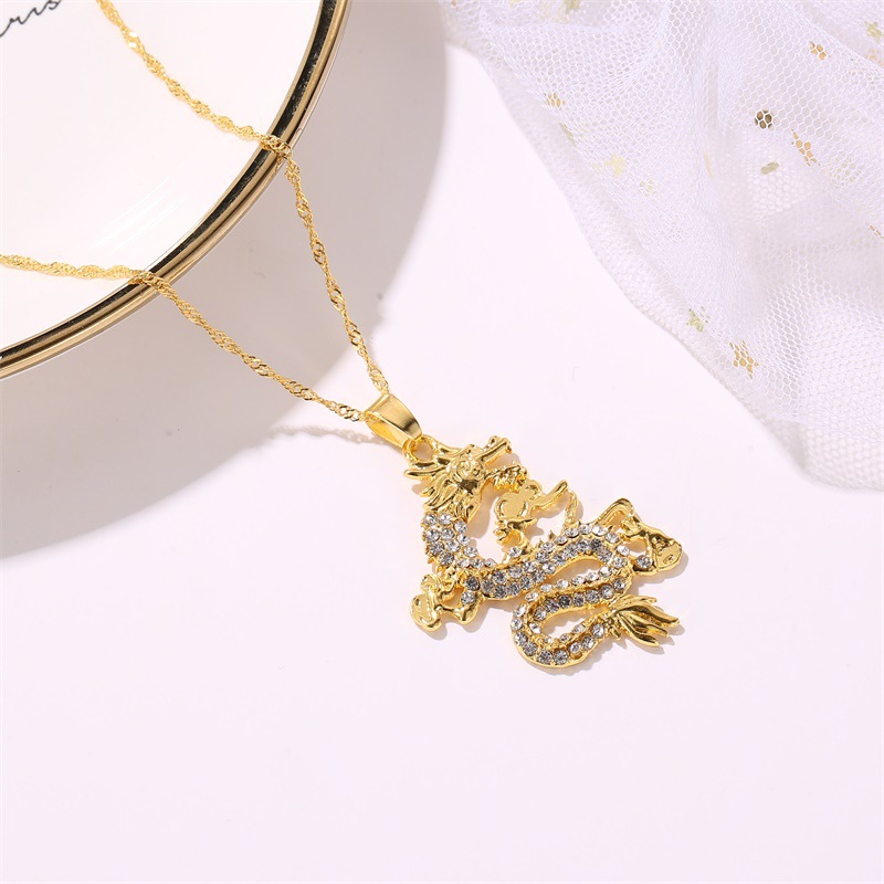 Jewelry Classic Diamond Dragon Pendant Sweater Chain Zodiac Flying Dragon Necklace display picture 2