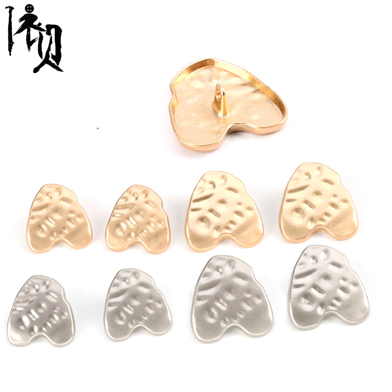 品质金属不规则爱心形状时装装饰纽扣扣子 风衣裤裙桃心型钮子