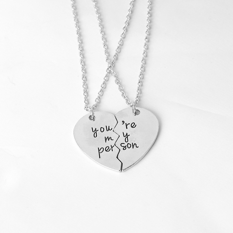 Hot-selling English Lettering Two-petal Stitching Love-shaped Alloy Pendant Necklace display picture 2