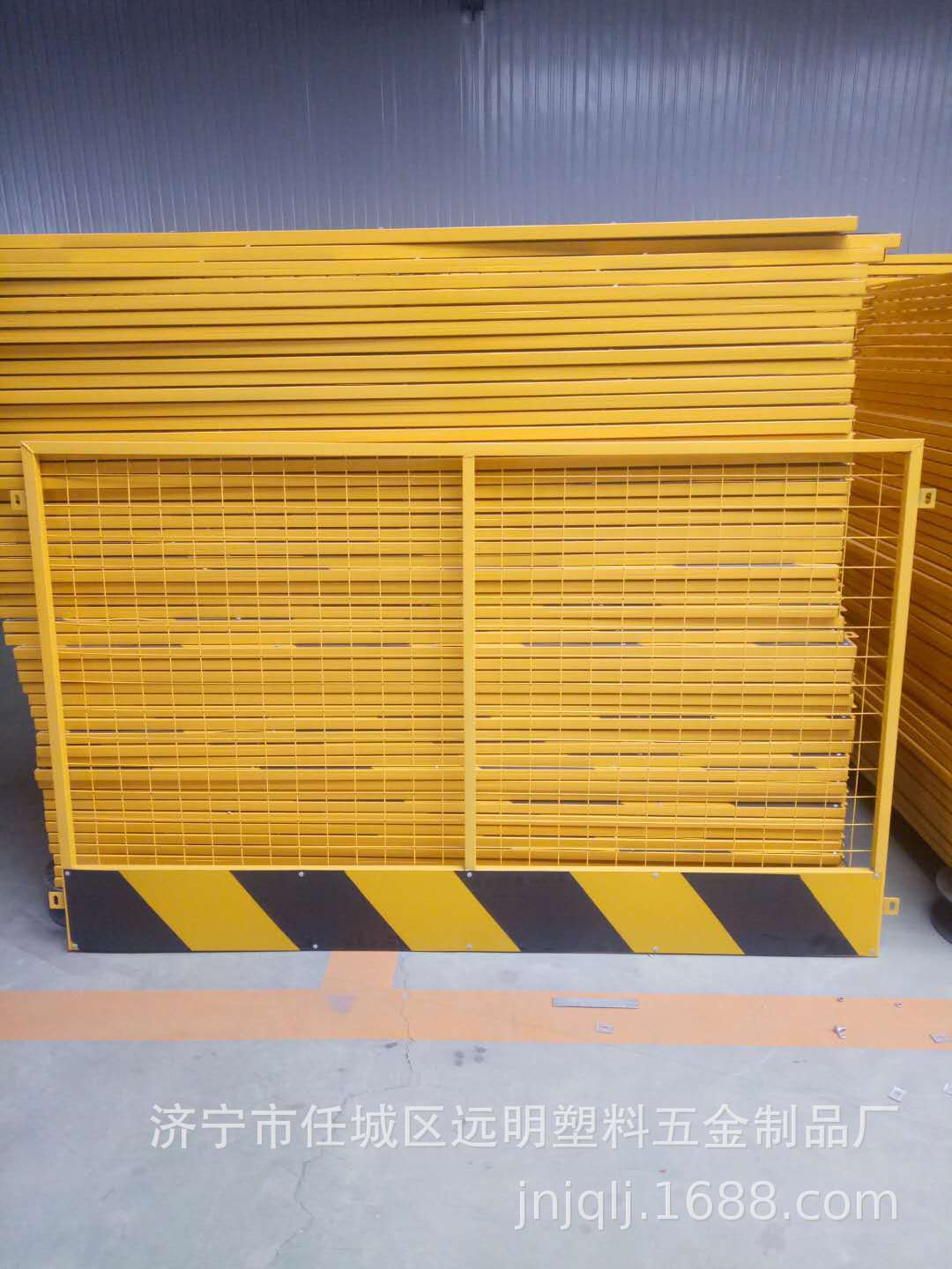 济宁厂家生产建筑工地基坑护栏 临边防护栏 电梯井口防护栏