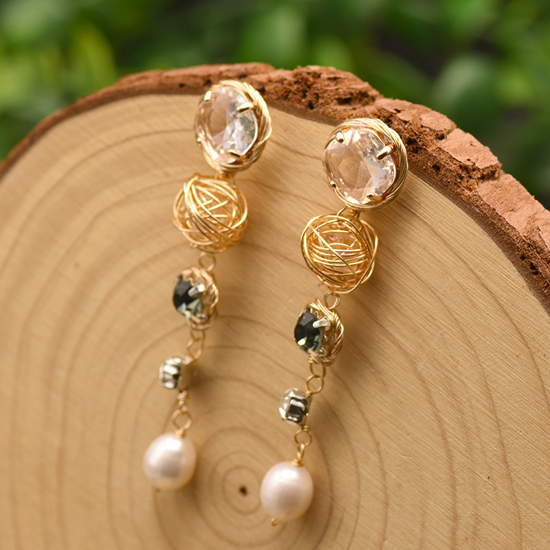 18g Weight 0.03µm Gold Plating Thickness Fashion Tassel Pearl Inlay Zircon Earrings 1 Pair