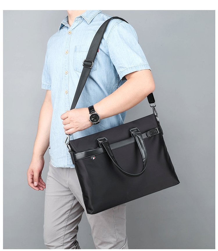 Черный горизонтальный