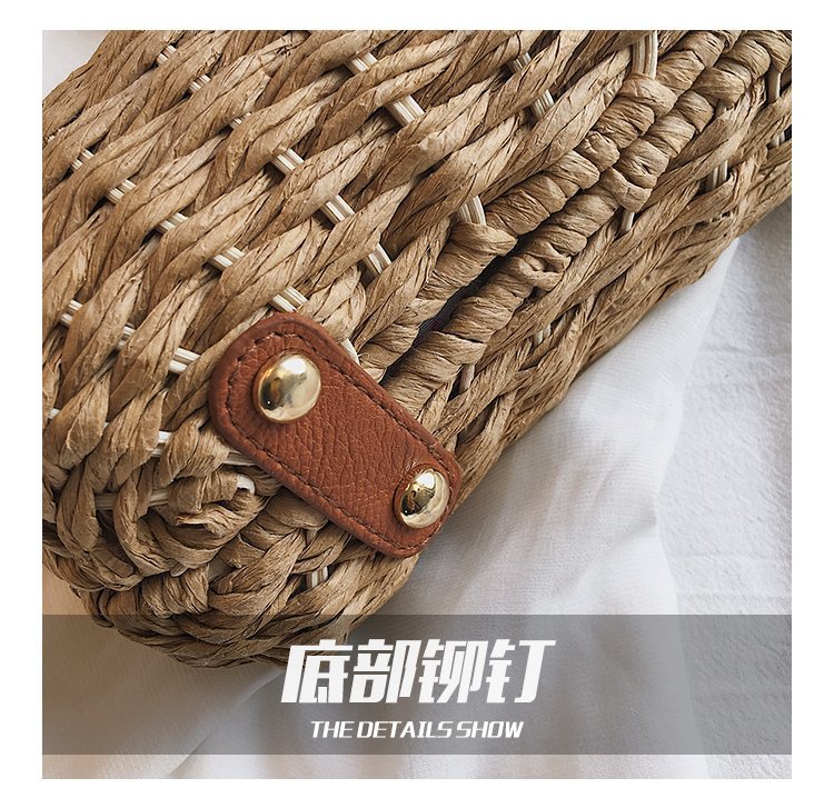 Summer Woven Straw Bag Women&#39;s New Style Foreign Bag Retro Shoulder Messenger Bag display picture 4