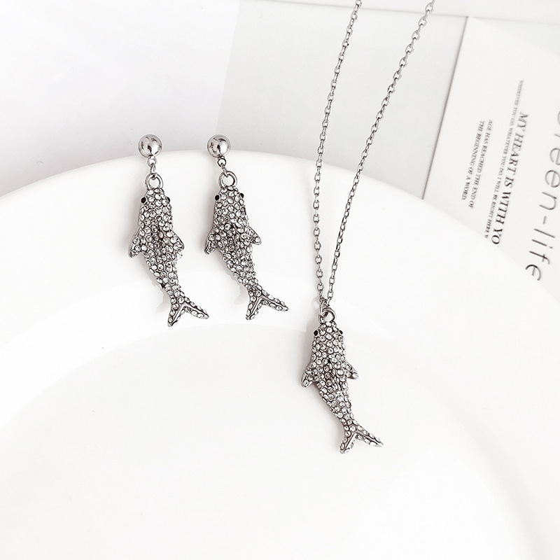 S925 Silver Earrings Long Simple Diamond Stud Earrings Fish Set display picture 13