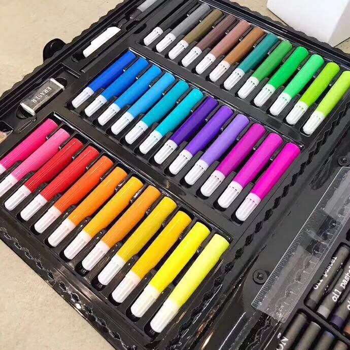 Traje de cepillo de 150 piezas para niños DIY pintura graffiti arte crayón acuarela pluma caja de regalo fabricante de papelería