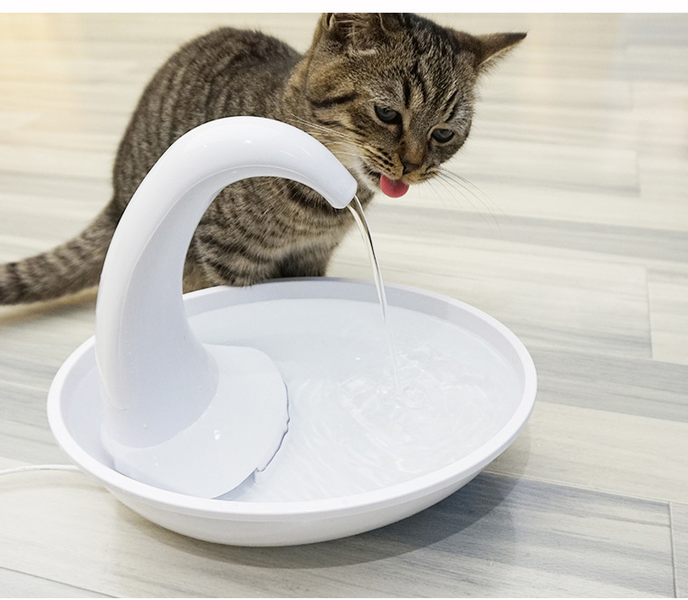 Cat Drinking Fountains Automatic Circulation Drinking Water Artifact Feeder Running Water Flowing Pet Cats And Dogs Electric Drinking Fountains