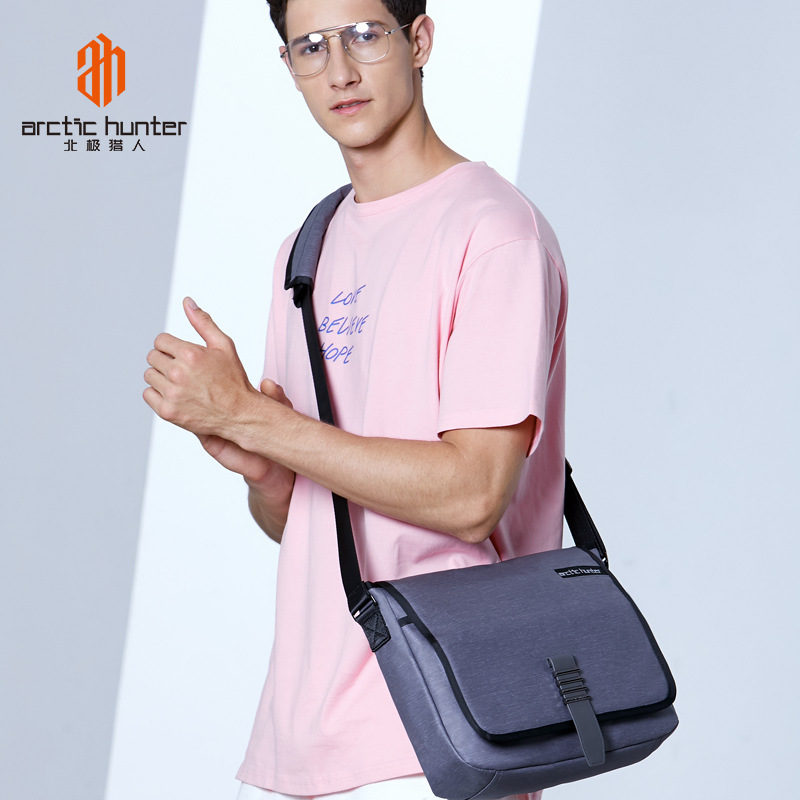 厂家直销2019新款男士单肩包牛津布防水耐磨斜挎包旅行手提小背包|ms