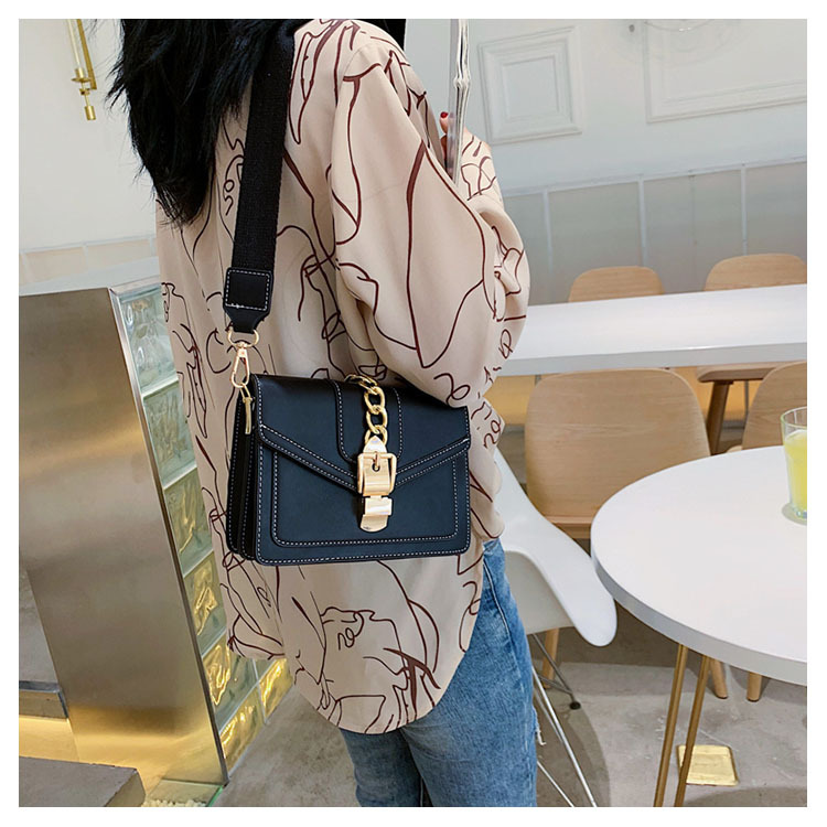 Fashion Contrast Color Broadband Messenger Bag  Shoulder Bags display picture 6