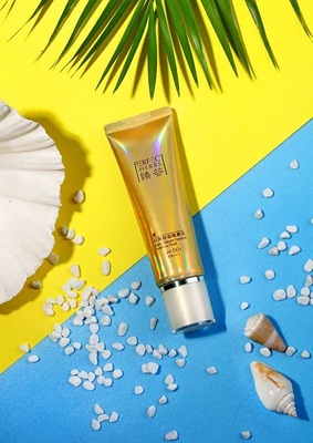 臻荟漾日用控油隔离乳50g/支