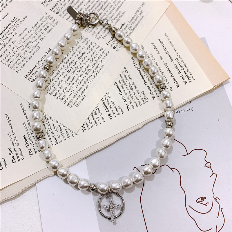 Irregular Pearl Necklace Short Fashion Rhinestone Clavicle Chain Cross Neck Chain Women display picture 5