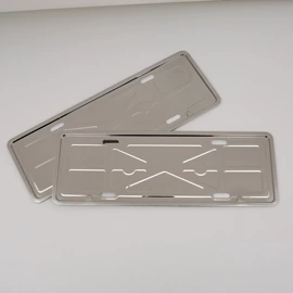 车牌架;铭牌;车身及附件