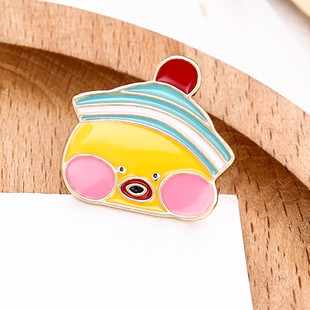 2021 Korean Style Fashionable Distinctive New Arrival Alloy Oil Dropping for Men and Women Cute Character Fashion Brooch Badge Accessories