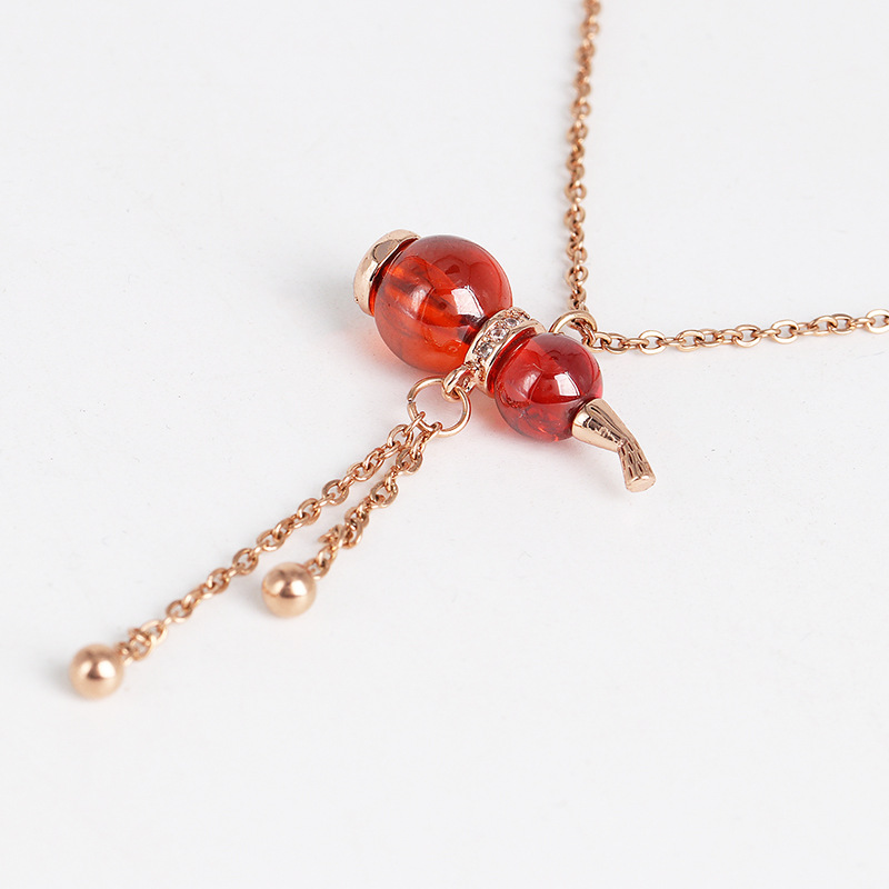 Fashion Titanium Steel Natal Female Necklace Burgundy Gourd Pendant Clavicle Chain Item display picture 4