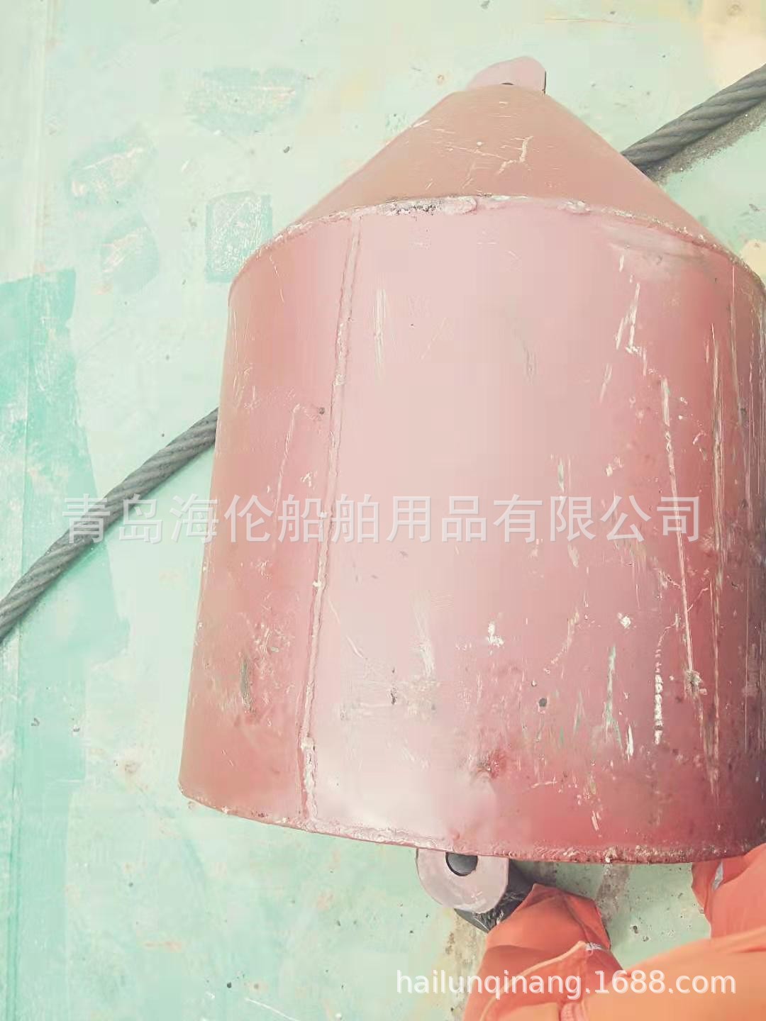 铁浮筒-现货防撞设施青岛否是海伦0.2-4.5米橡胶护舷钢制、聚氨酯
