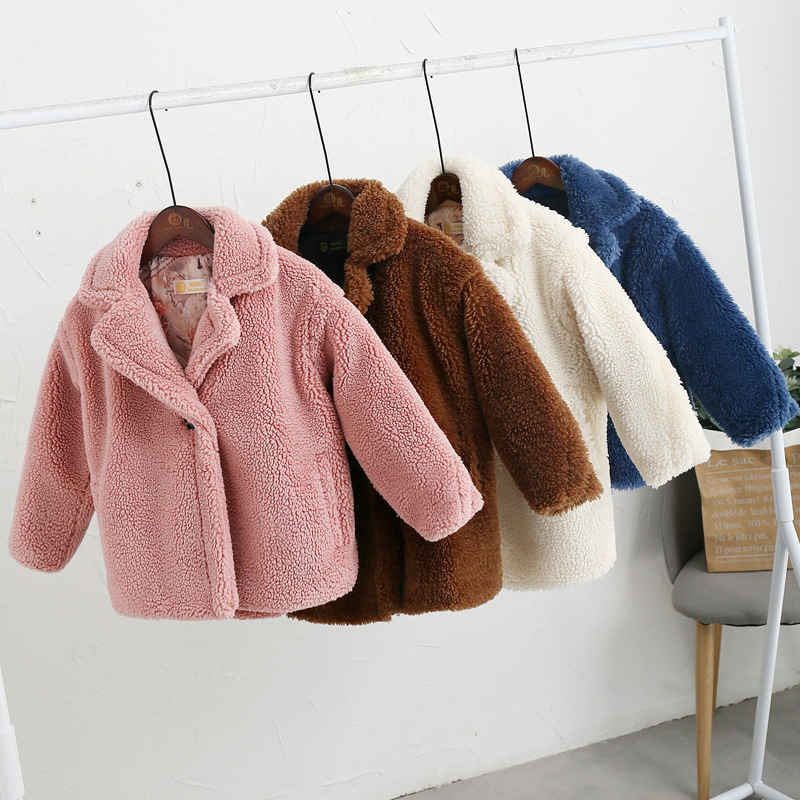 2020 Autumn and winter new pattern children leather and fur coat girl Wool coat baby Hooded Korean Edition Mid length version