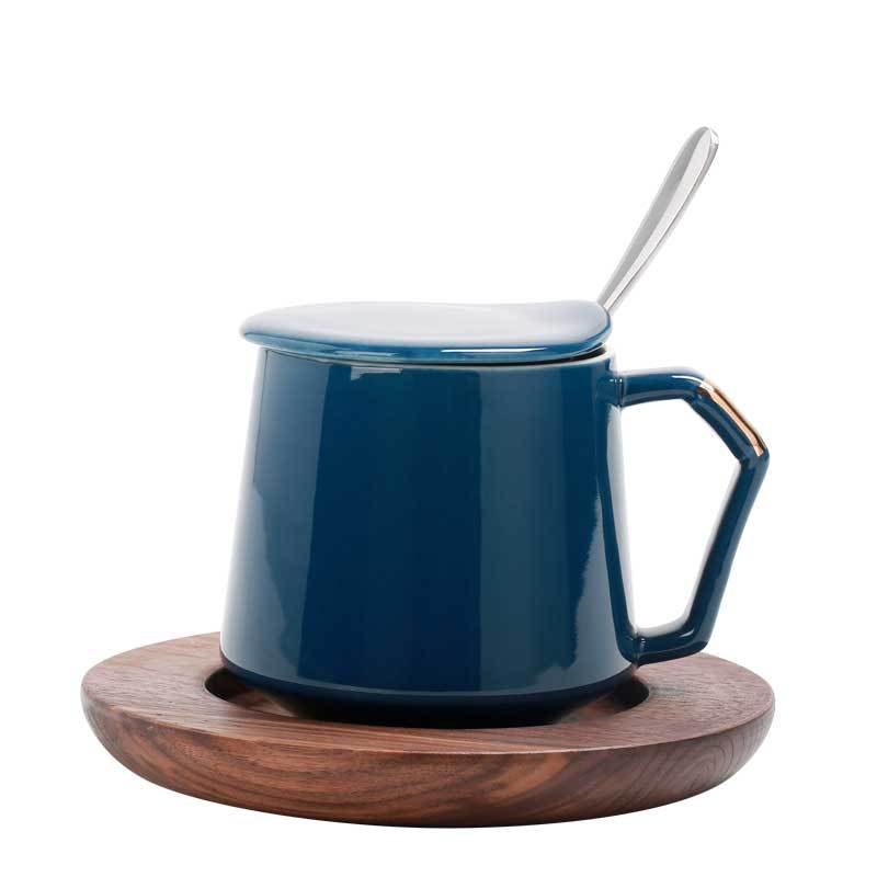 Taza de oro, taza de cerámica, taza de café, taza de agua, con tapa sin agujeros a prueba de polvo, cuchara, posavasos, LOGOTIPO tallado