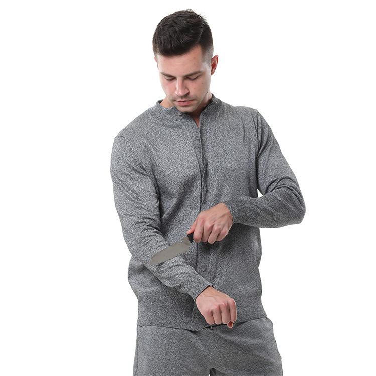 亚马逊畅销款 聚乙烯时尚钮扣开衫款防割服户外运动安全防护服