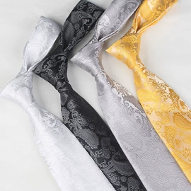 领带;领结/领花;口袋巾